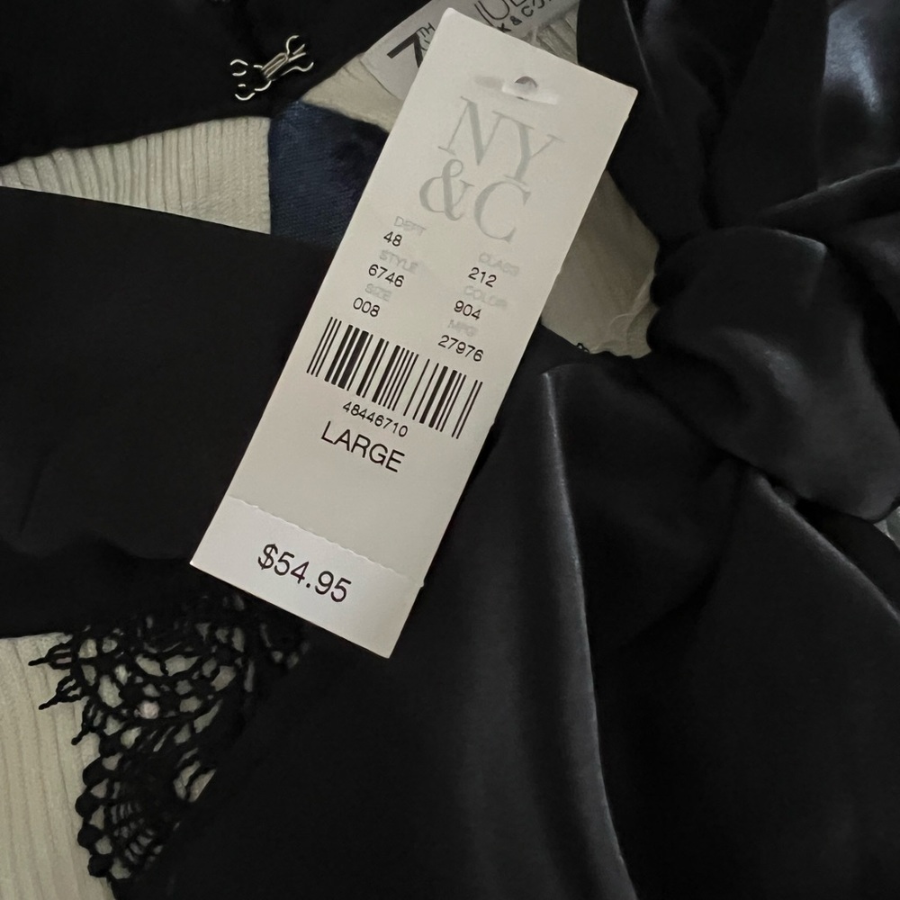 NY&C 7th Avenue Sleeveless Top - Picture 7 of 7